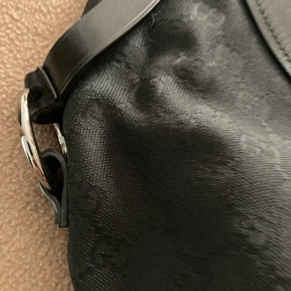 Authentic Gucci Bag - Picture 4 of 9